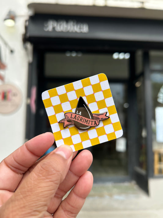 Enamel pin Lagrimita